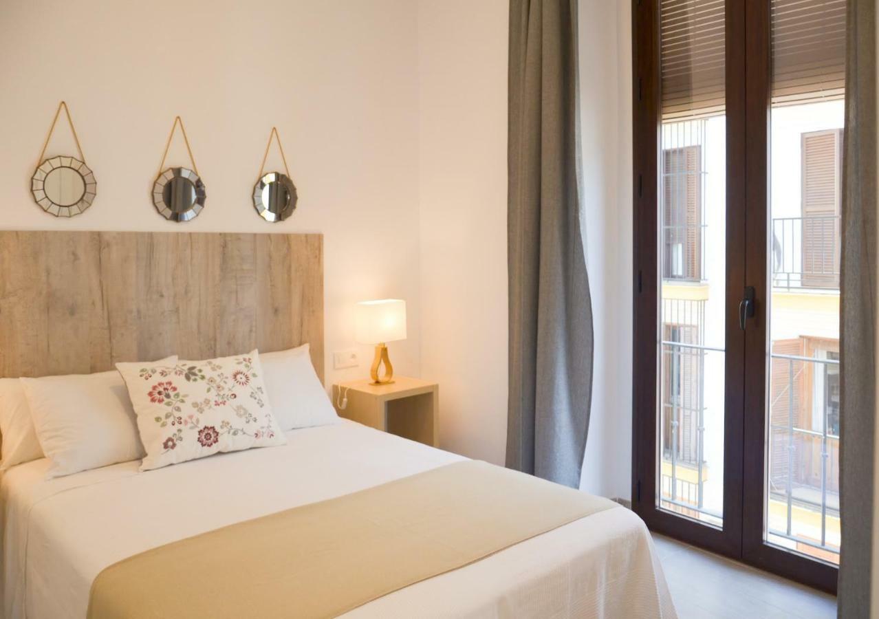 Apartamento Faustino Alvarez Seville Exterior photo