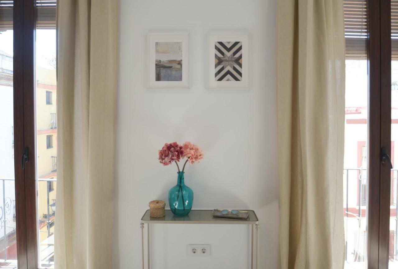 Apartamento Faustino Alvarez Seville Exterior photo